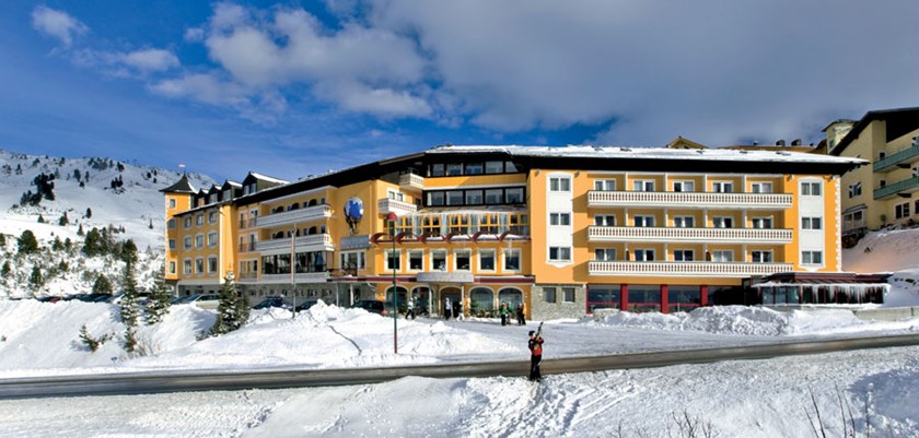 i-ski.co.uk | Hotel Steiner, Obertauern, Austria